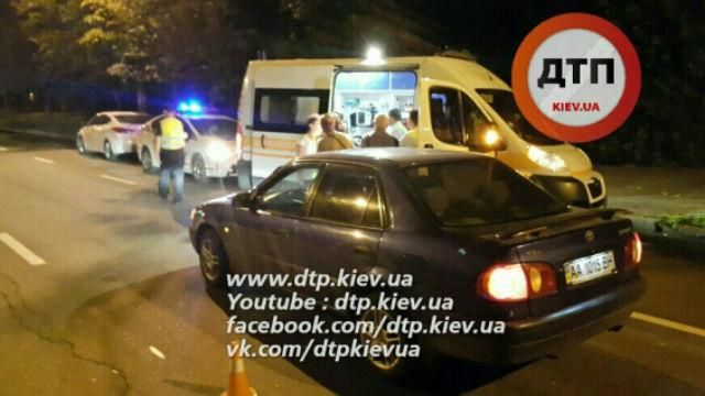 "Военный-самоубийца" стал причиной аварии в Киеве "Военный-самоубийца" стал причиной аварии в Киеве