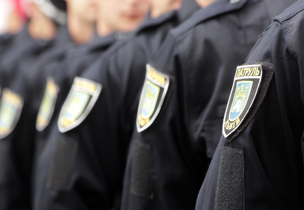 Деканоїдзе поїхала на Тернопільщину з'ясовувати деталі вбивства поліцейських Деканоїдзе поїхала на Тернопільщину з'ясовувати деталі вбивства поліцейських