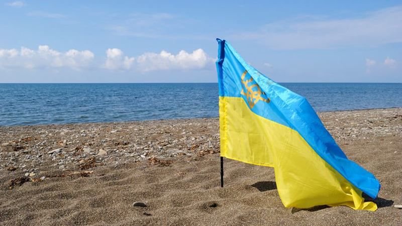 Оккупанты заявили, что флага Украины никогда не будет над Крымом