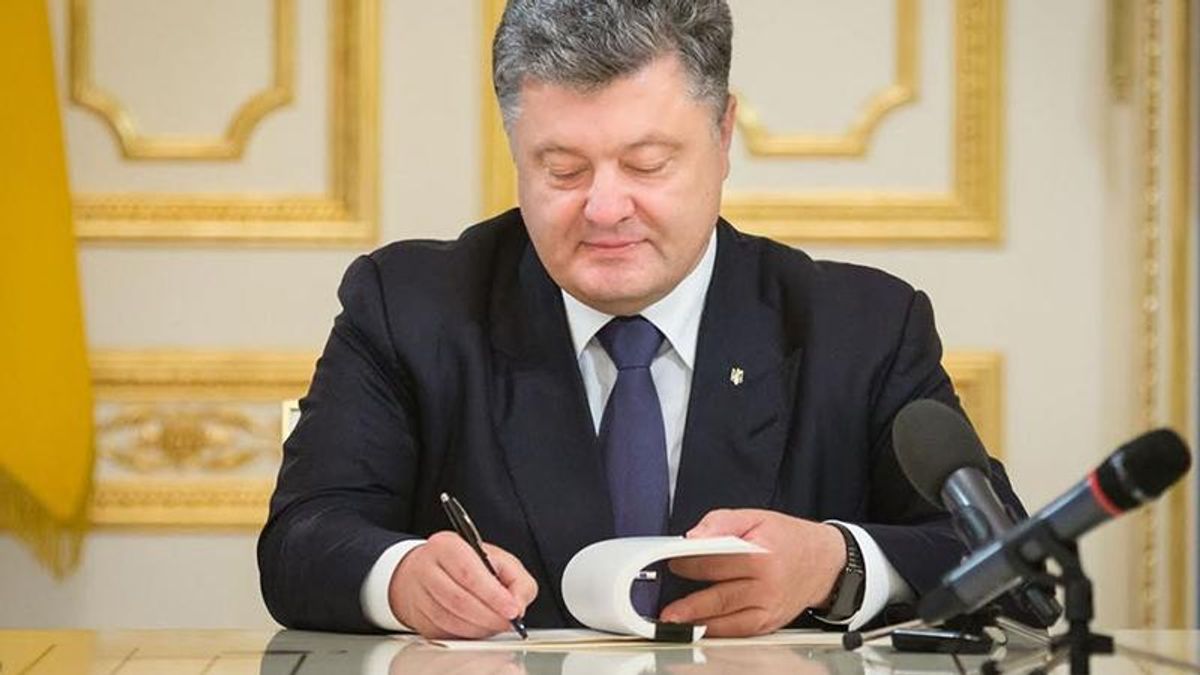 Порошенко призначив двох нових послів Порошенко призначив двох нових послів