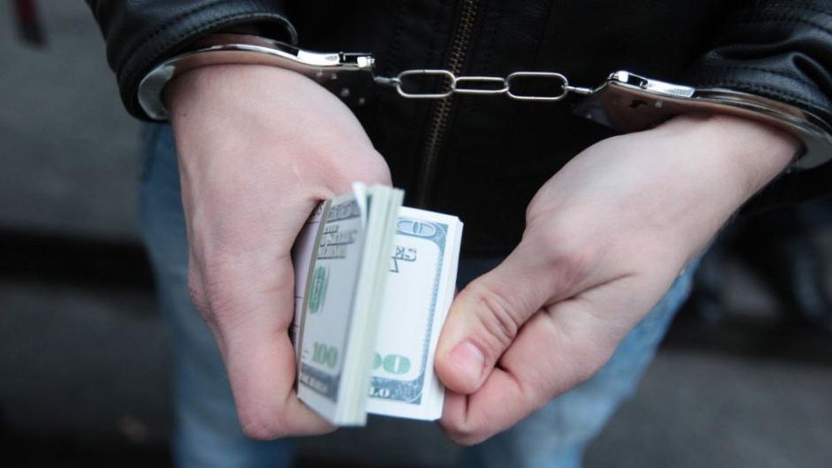 Високого земельного чиновника затримали на Тернопільщині Високого земельного чиновника затримали на Тернопільщині
