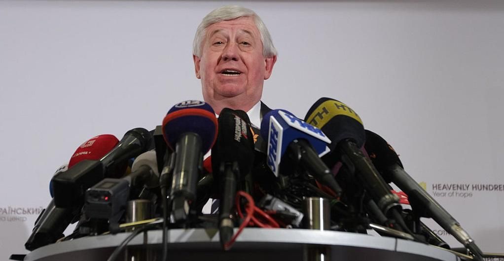 Байден розповів, як вмовляв Порошенка звільнити Шокіна Байден розповів, як вмовляв Порошенка звільнити Шокіна