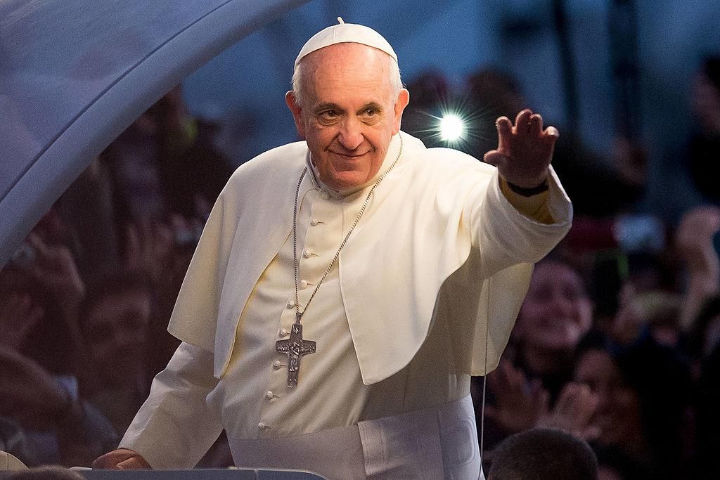 Молюсь за мир, – Папа Римский поздравил украинцев с праздником