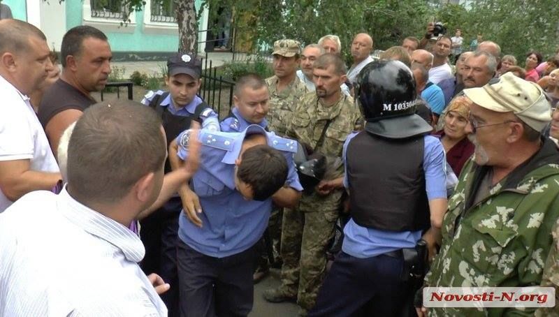 Вбивство у Кривому Озері: журналісти назвали імена поліцейських