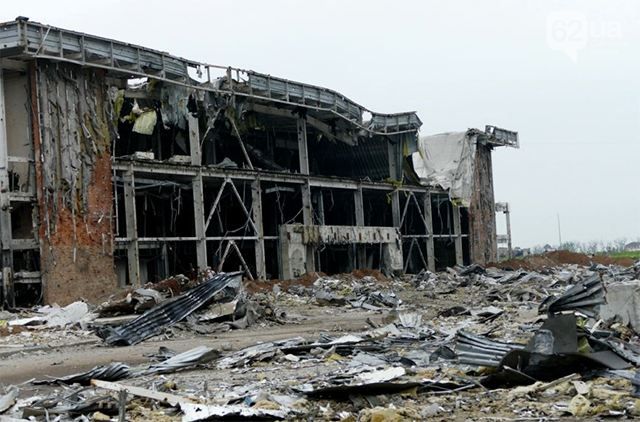 Як зараз виглядає зруйнований аеропорт у Донецьку: свіжі фото