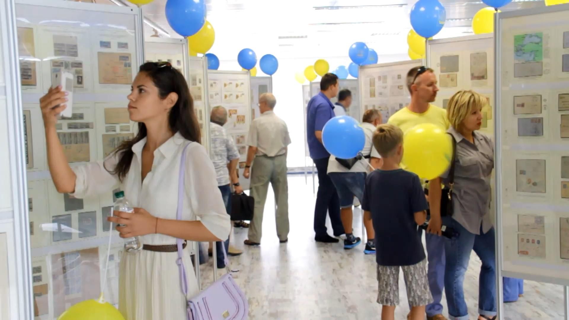 Міжнародна виставка в Одесі зібрала філателістів з усього світу