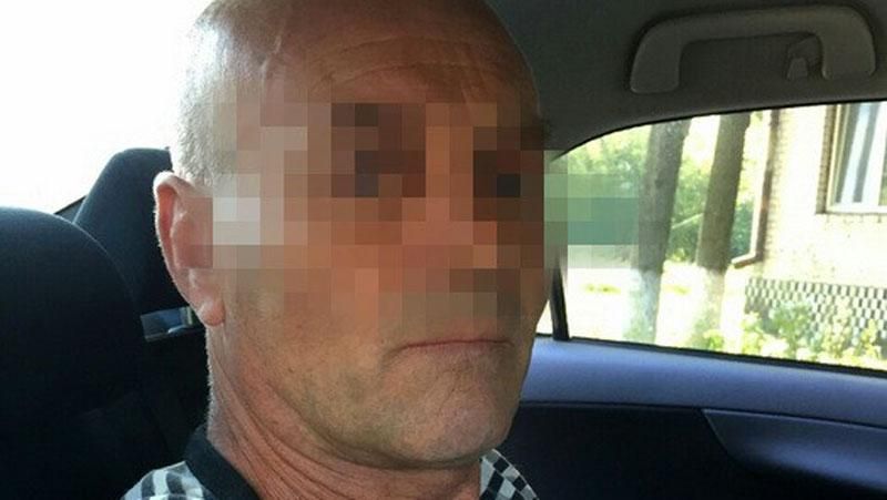 СБУ затримала вбивцю, якого розшукував Інтерпол майже 20 років СБУ затримала вбивцю, якого розшукував Інтерпол майже 20 років