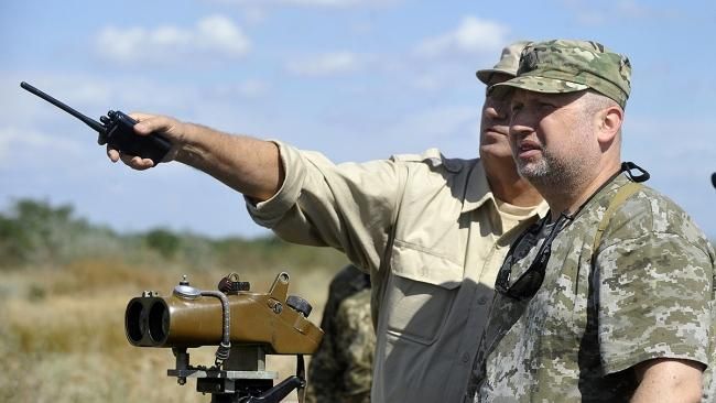 Турчинов похвалився, чим українські ракети "крутіші" за російські