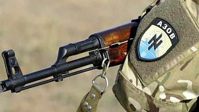 Частину спецзагону "Азов" відводять з Маріуполя Частину спецзагону "Азов" відводять з Маріуполя