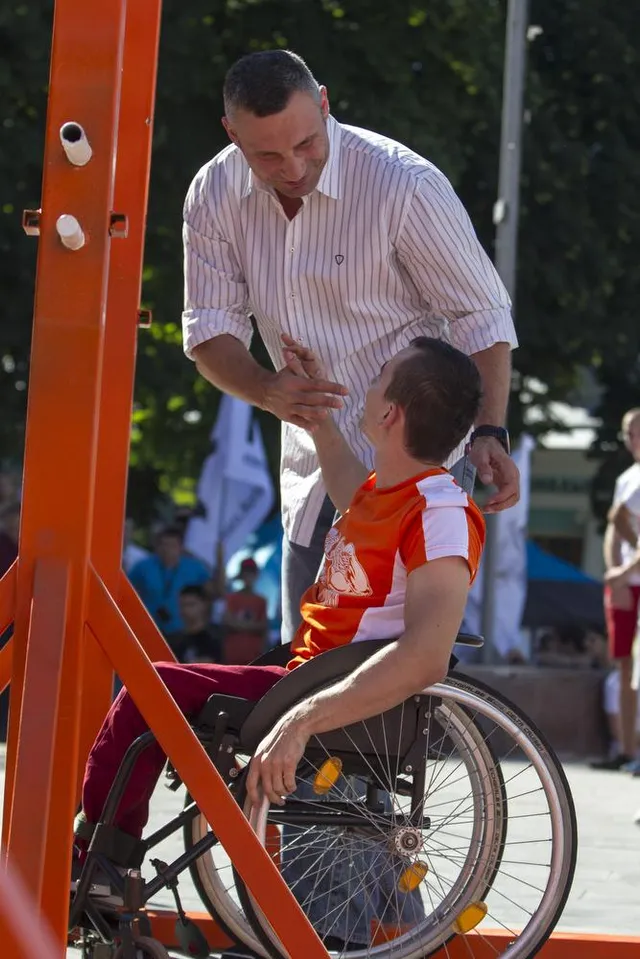 Кличко, інваліди, КИїв Кличко, інваліди, КИїв