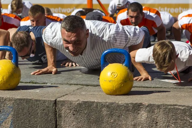 Кличко, віджимання, КИїв Кличко, віджимання, КИїв