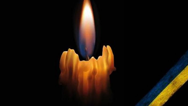 В Сумах попрощалися з бійцем АТО, який героїчно загинув на Донбасі В Сумах попрощалися з бійцем АТО, який героїчно загинув на Донбасі