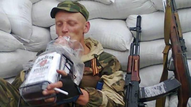 Террористов на Донбассе поощряют литрами спирта Террористов на Донбассе поощряют литрами спирта