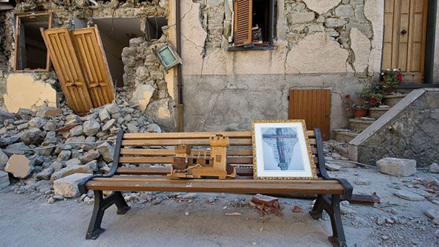 Как живописные уголки Италии превратились в руины: фотосравнение