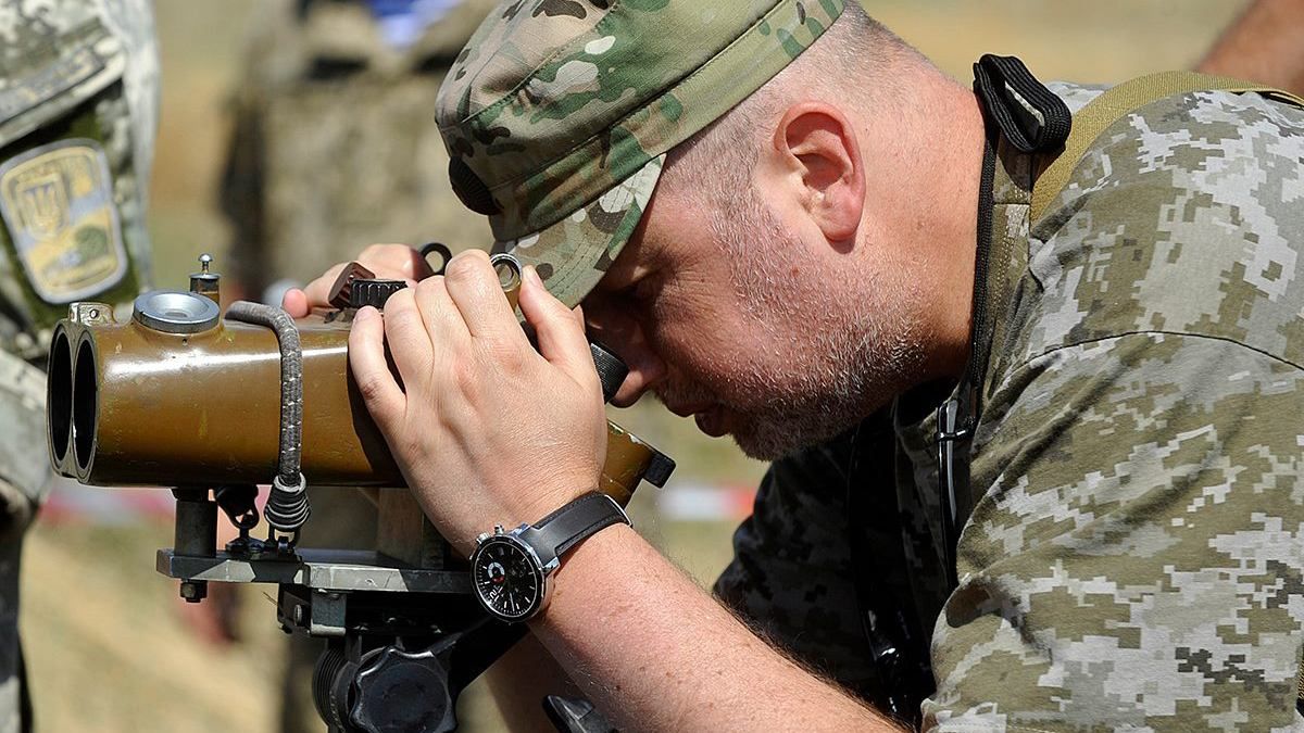 Турчинов заговорив про зброю, яка зможе переламати "хребет" ворогу Турчинов заговорив про зброю, яка зможе переламати "хребет" ворогу