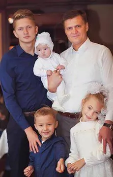 Хлань, діти, скандал Хлань, діти, скандал