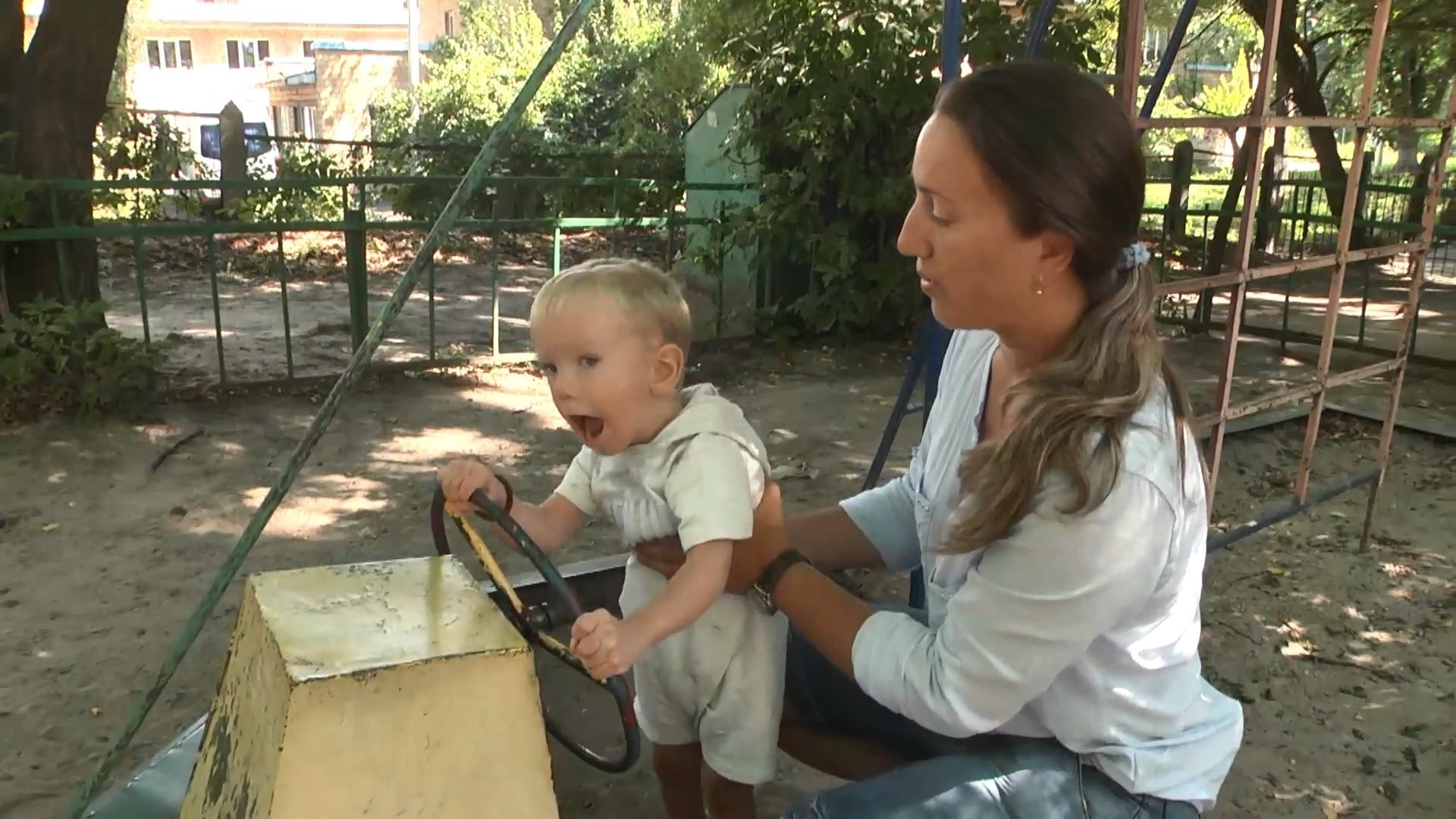 Чому дітям з ДЦП в Україні ніде лікуватись 