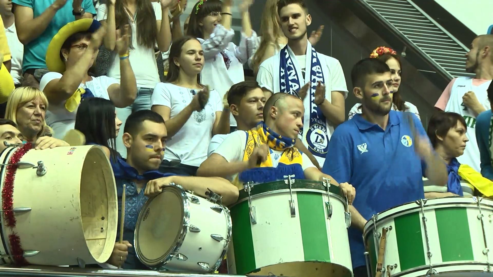 Українська баскетбольна збірна вперше за довгий час зіграла для рідних вболівальників Українська баскетбольна збірна вперше за довгий час зіграла для рідних вболівальників