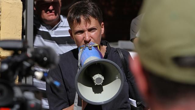 Савченко розповіла про "замахи" на неї Савченко розповіла про "замахи" на неї