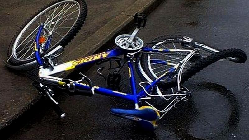 Группа велосипедистов попала в ужасную аварию на Киевщине