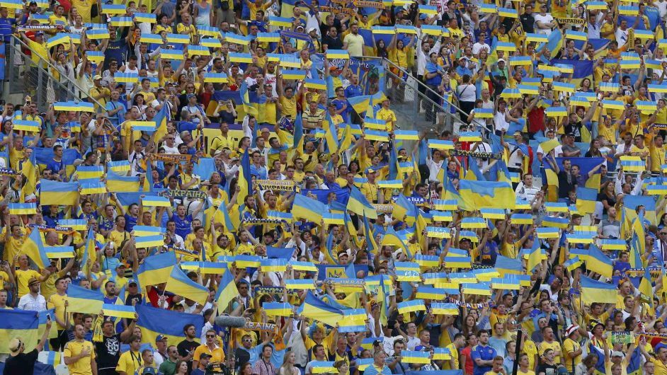 Сергій Притула придумав новий флешмоб для збірної України Сергій Притула придумав новий флешмоб для збірної України