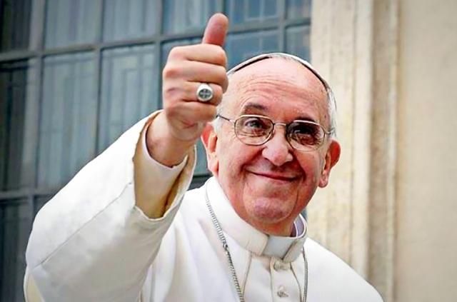 Папа Римский накормит пиццей 1500 нищих