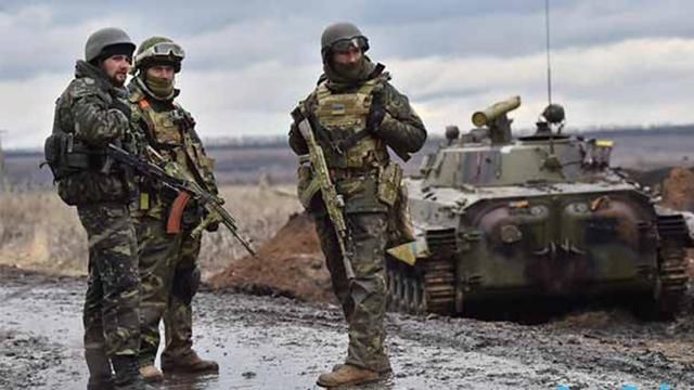 Як працює режим тиші: обстріли сил АТО не припиняються Як працює режим тиші: обстріли сил АТО не припиняються