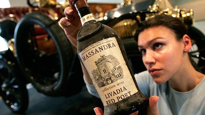 Казахстан купуватиме вино в анексованому Криму Казахстан купуватиме вино в анексованому Криму