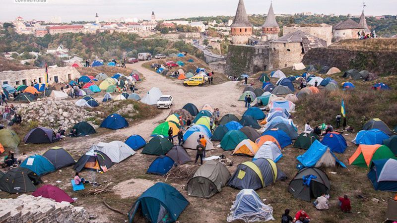 Девушка погибла на фестивале в Каменец-Подольском Девушка погибла на фестивале в Каменец-Подольском