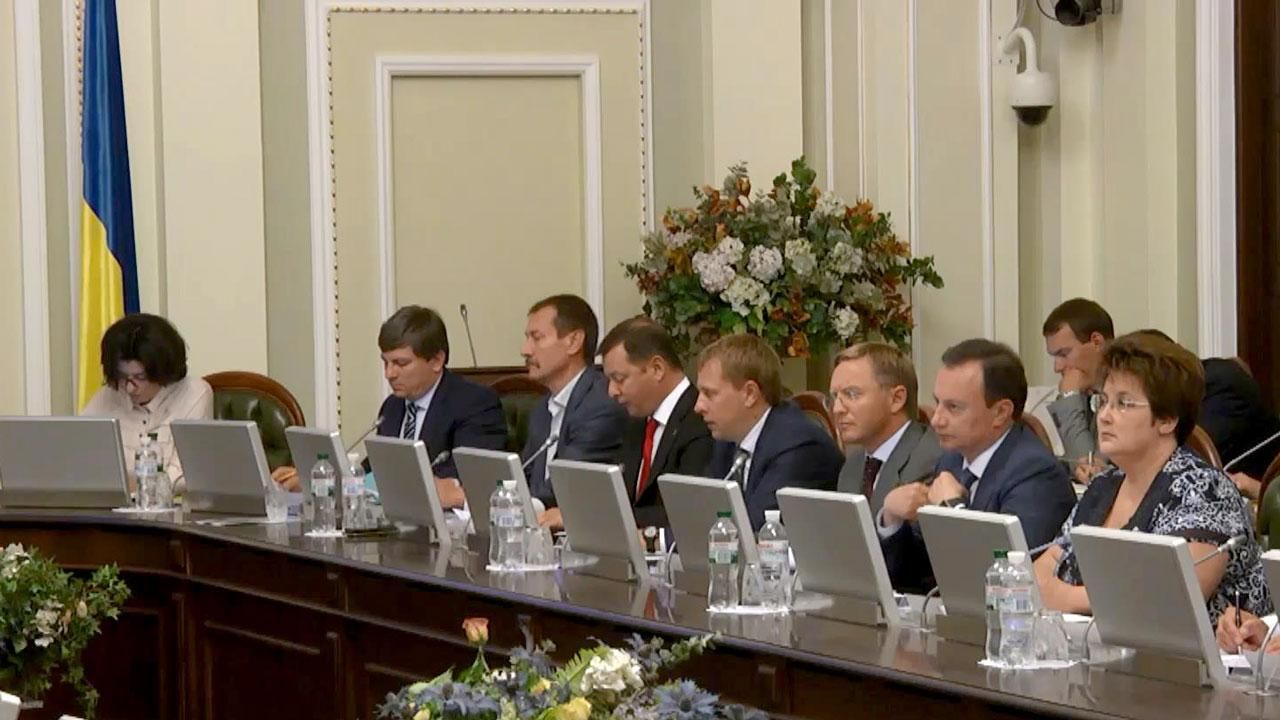 Прелюдия к сессии Рады: о чем спорили избранники на Согласительном совете Прелюдия к сессии Рады: о чем спорили избранники на Согласительном совете