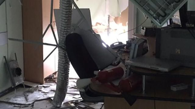 Еще одного работника "Интера" забрали в больницу Еще одного работника "Интера" забрали в больницу