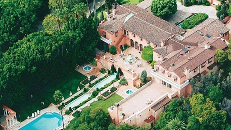 Відомий маєток із "Хрещеного батька" хочуть продати Відомий маєток із "Хрещеного батька" хочуть продати