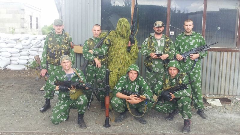 Террористы обстреляли прифронтовое село на Донбассе: есть пострадавшие среди жителей Террористы обстреляли прифронтовое село на Донбассе: есть пострадавшие среди жителей