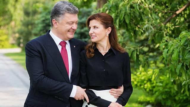 Порошенко зворушливо привітав дружину з річницею весілля 