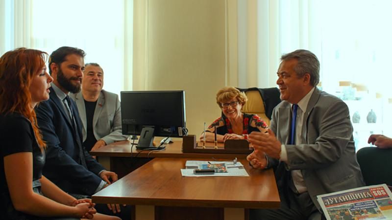 До терористів "ЛНР" завітав депутат з Італії До терористів "ЛНР" завітав депутат з Італії