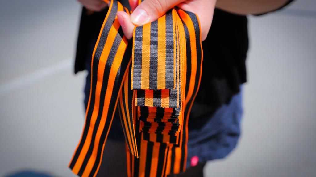 У організатора проросійського дитячого табору виявили георгіївські стрічки У організатора проросійського дитячого табору виявили георгіївські стрічки