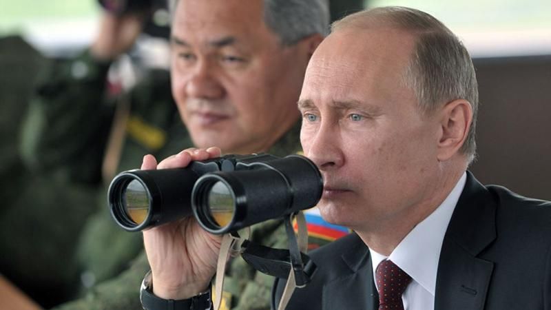 Геополітично божевільного Путіна треба зупинити в Україні, – політолог 
