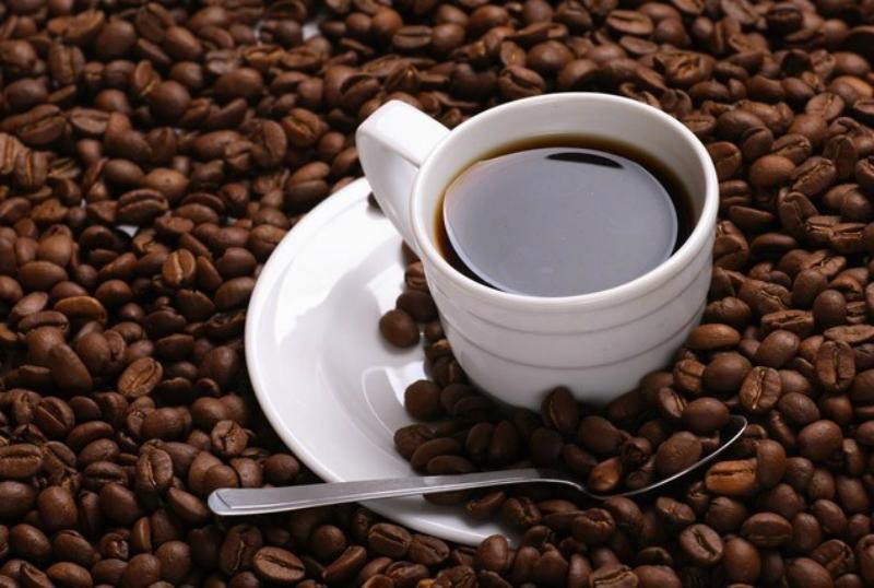 Вчені розповіли, коли людство залишиться без кави
