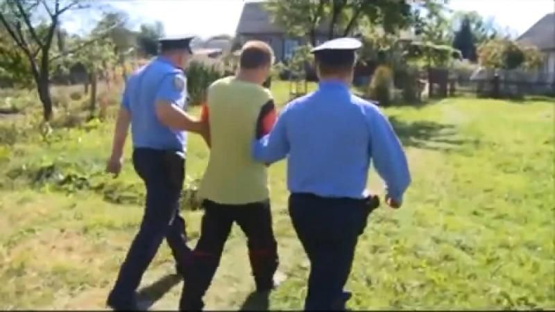 Мужчина убил односельчанина за тысячу гривен и телефон Мужчина убил односельчанина за тысячу гривен и телефон