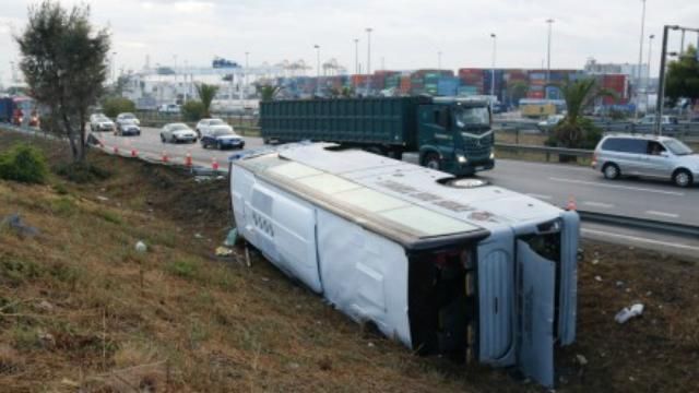 Автобус з туристами перекинувся біля Барселони: 24 людини постраждало Автобус з туристами перекинувся біля Барселони: 24 людини постраждало