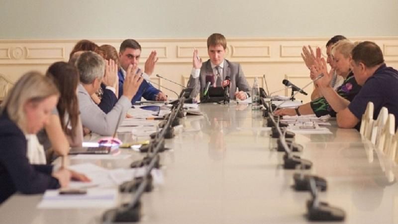 КМДА планує обирати всіх головних чиновників на основі конкурсу