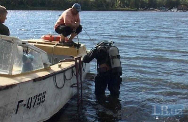 Пірнальник знайшов у Дніпрі тіло жінки Пірнальник знайшов у Дніпрі тіло жінки