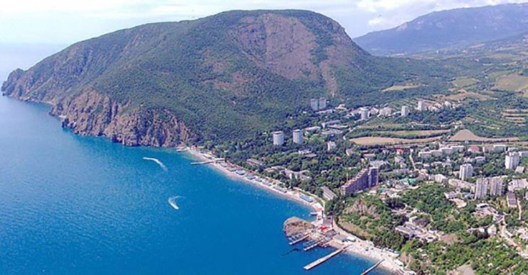 Окупанти у Криму очікують напливу туристів з Європи Окупанти у Криму очікують напливу туристів з Європи