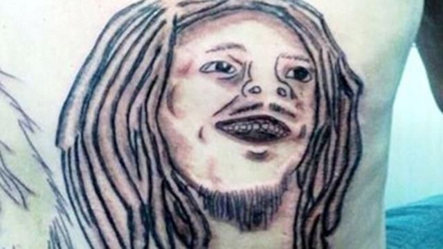 Самые неудачные тату фанатов, которые вас развеселят Самые неудачные тату фанатов, которые вас развеселят