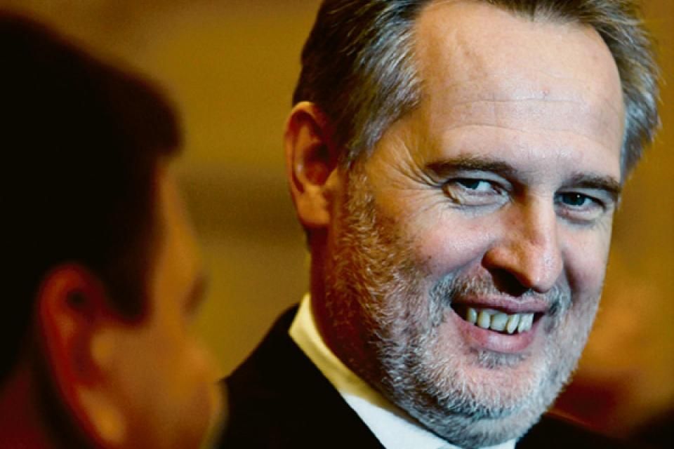 Команда Порошенка прикриває Фірташа, – блогер Команда Порошенка прикриває Фірташа, – блогер