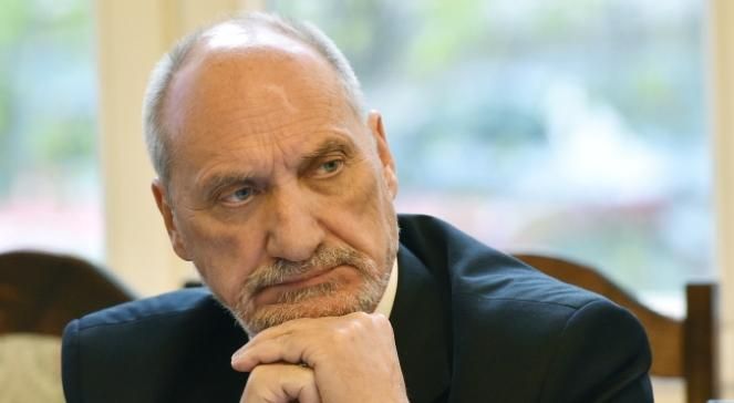 Польща розсекретить документи про авіакатастрофу під Смоленськом Польща розсекретить документи про авіакатастрофу під Смоленськом