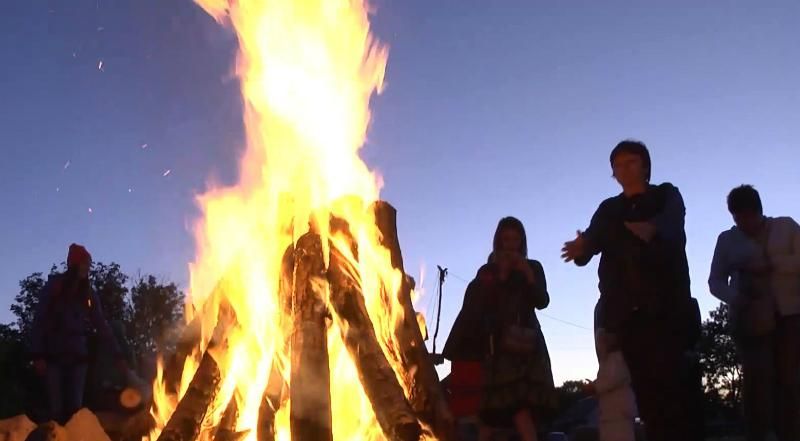 Старинный обряд чествования огня возродили на Полтавщине Старинный обряд чествования огня возродили на Полтавщине