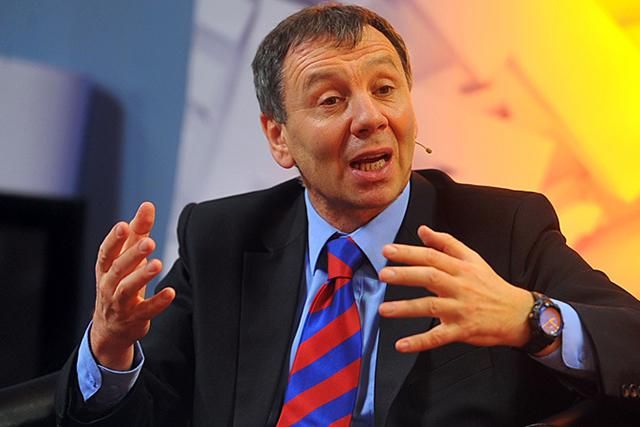 Пропагандист розповів, що "Азов" нібито готує революцію в Росії Пропагандист розповів, що "Азов" нібито готує революцію в Росії