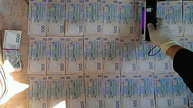 Заместитель городского головы за взятку обещал "решить" вопрос