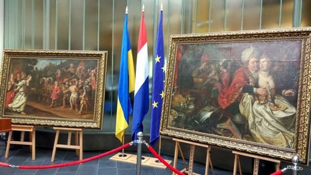 Україна повернула Нідерландам викрадені картини